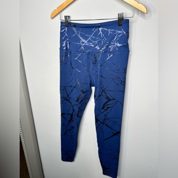 Beyond Yoga Pants - Beyond Yoga Navy Marbled Leggings Size Large